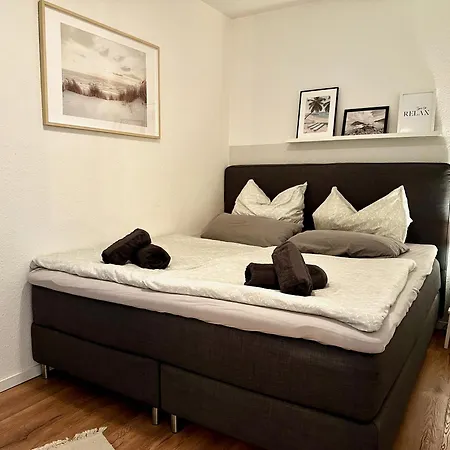 Geraeumiges 2r City-apartment Uninaehe Mit Tv Streaming, Terrasse Daire *