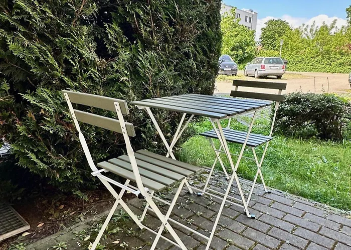 Apartment Geräumiges 2r City-apartment Uninähe Mit Tv Streaming, Terrasse *