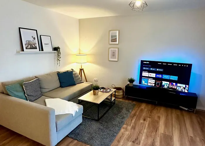 Apartment Geräumiges 2r City-apartment Uninähe Mit Tv Streaming, Terrasse Magdeburg
